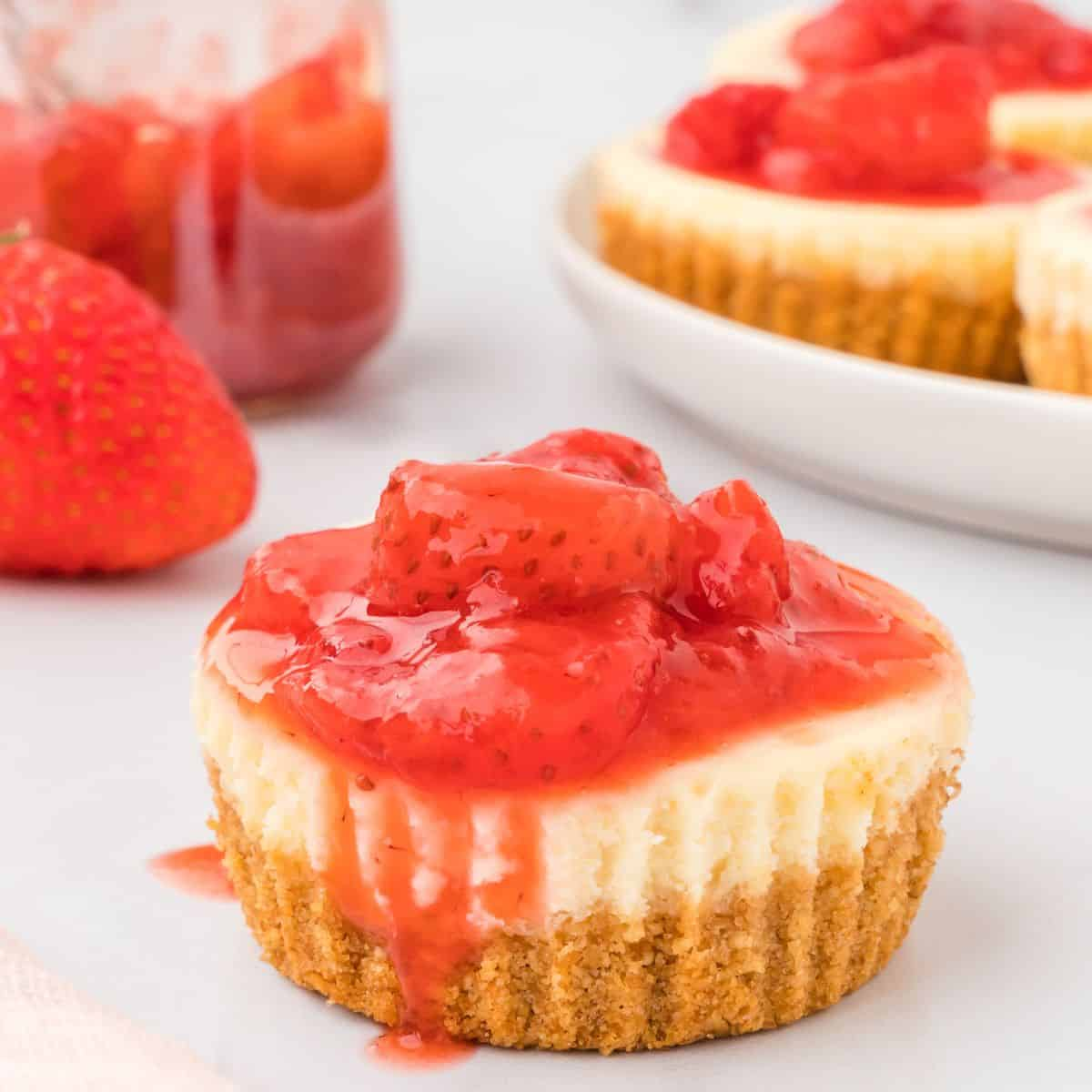 Mini Strawberry Cheesecake - view 2